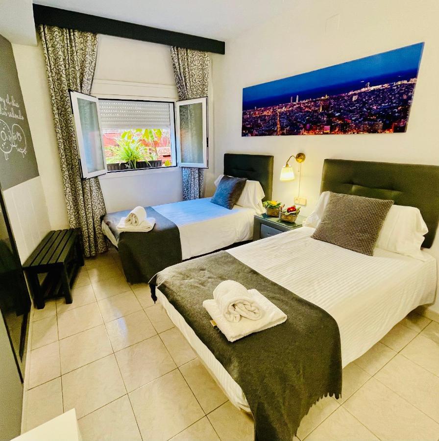Hostal Lleida Barcelona Eksteriør billede