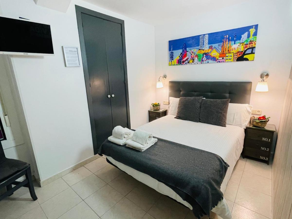Hostal Lleida Barcelona Eksteriør billede
